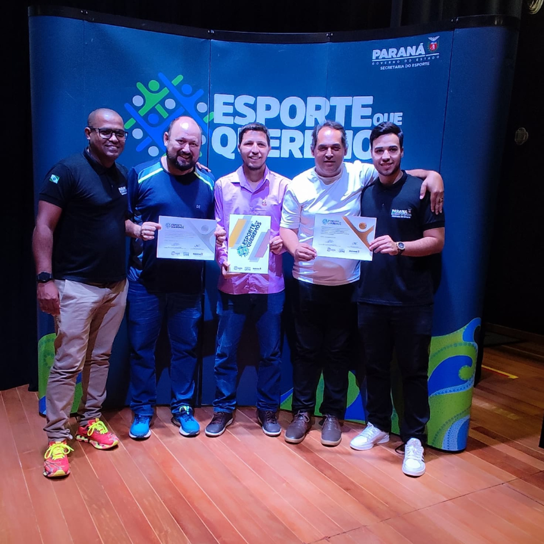 Sarandi conquista os Selos Bronze e Prata no Encontro de Gestores em Maringá